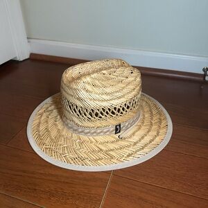 Stylish Straw Sun Hat with Chin Strap